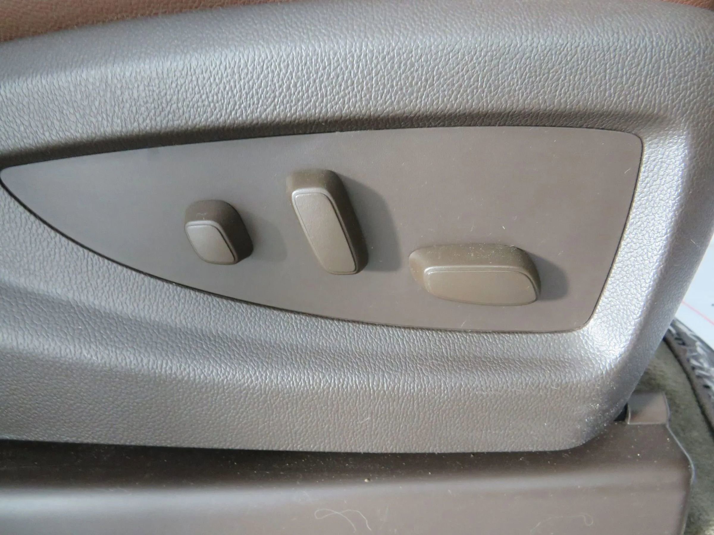 Used 2018 Chevrolet Silverado 2500 High Country image 33