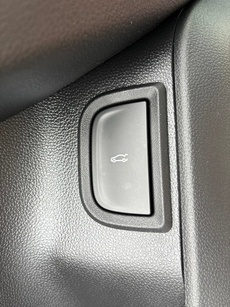 New 2027 Chevrolet Equinox RS w/ Safety and Technology Package AWD/4WD image 25