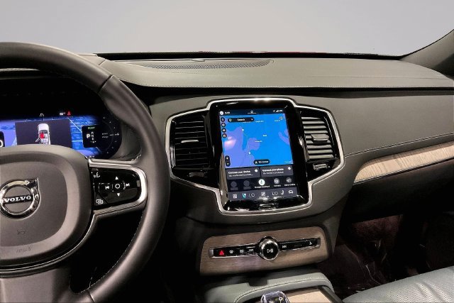 Certified 2024 Volvo XC90 T8 Ultimate w/ Protection Package Premier AWD/4WD image 9
