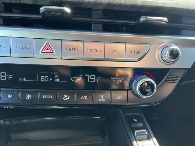 Certified 2023 Kia Telluride EX w/ EX Captain's Chair Package image 23