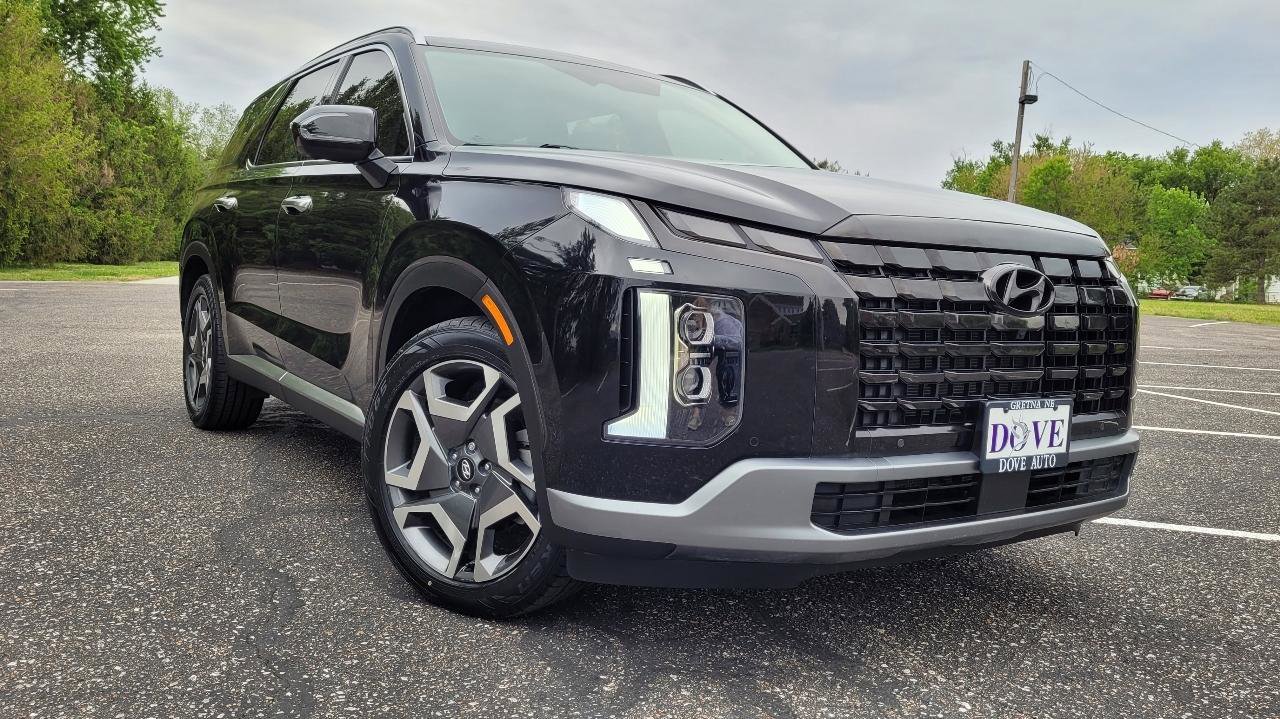 Used 2024 Hyundai Palisade Limited FWD image 4