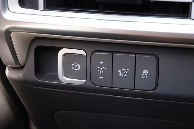 Used 2026 Hyundai Santa Fe SEL AWD/4WD image 24