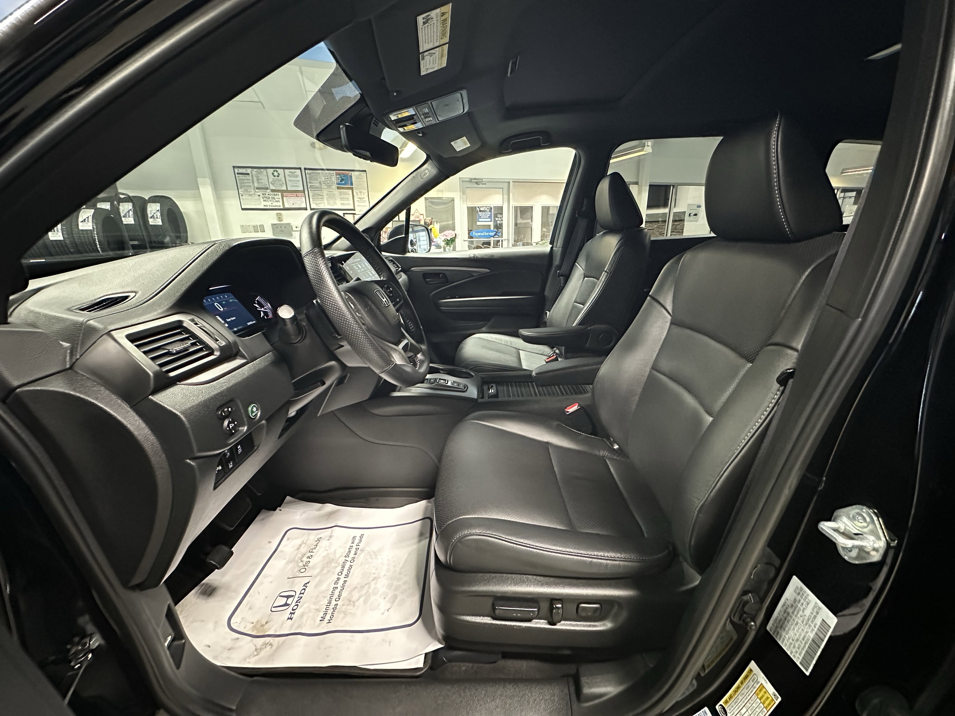 Used 2023 Honda Passport EX-L image 8