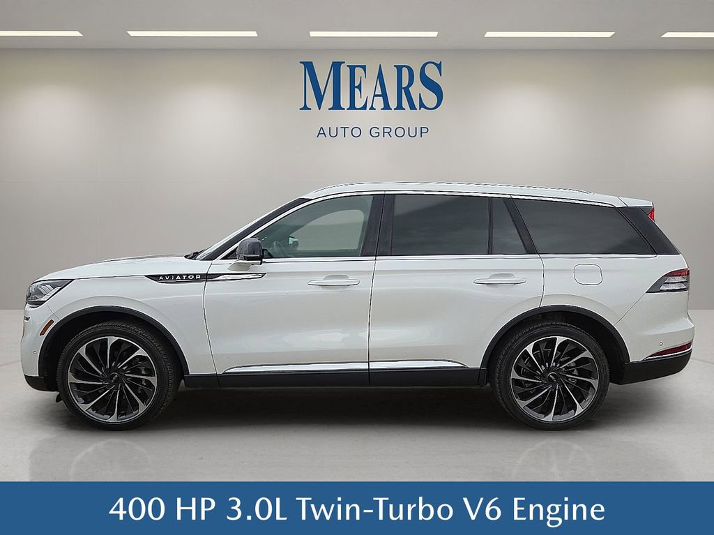 Used 2022 Lincoln Aviator Reserve w/ Equipment Group 201A image 3