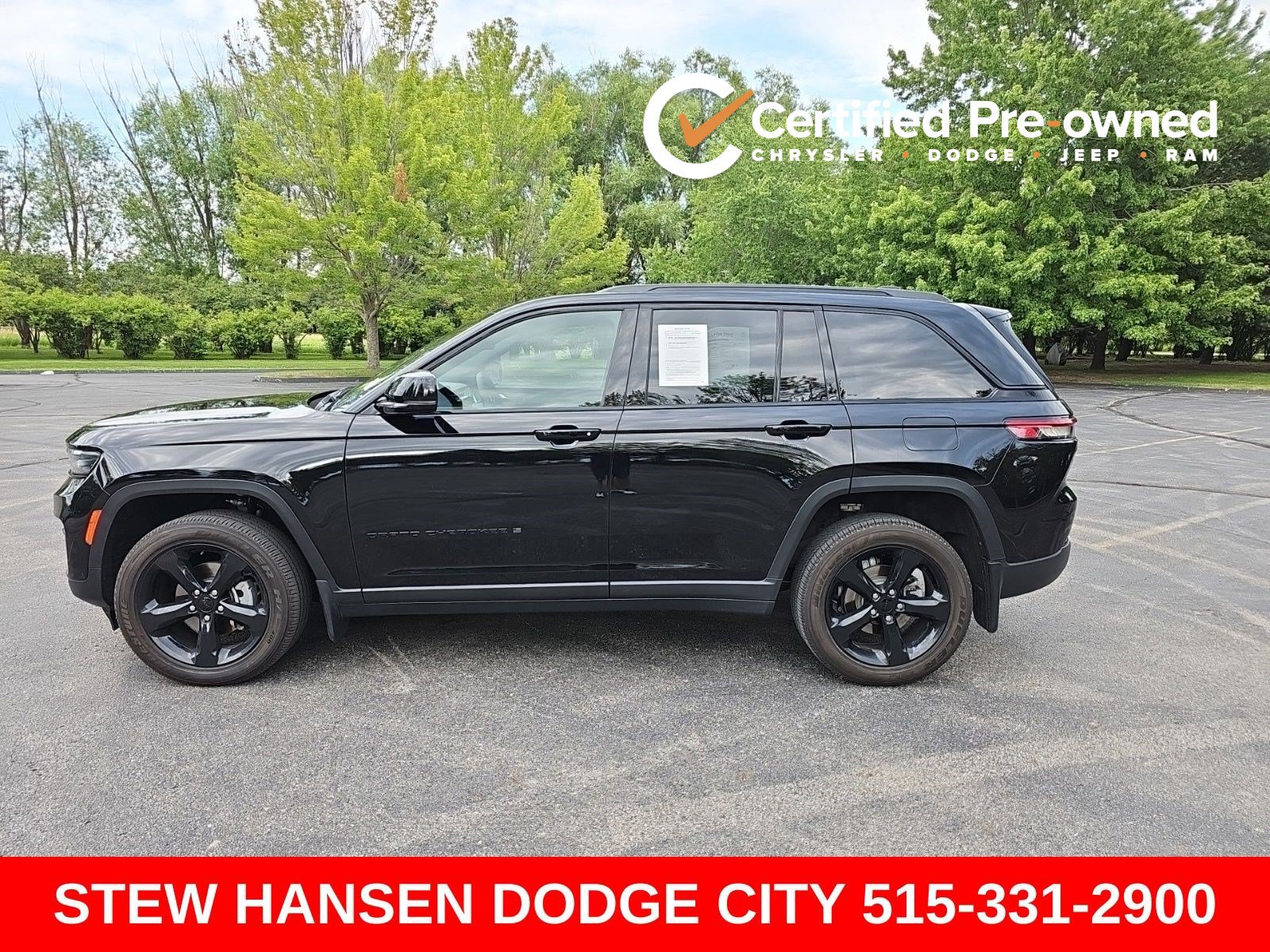 Used 2025 Jeep Grand Cherokee Altitude