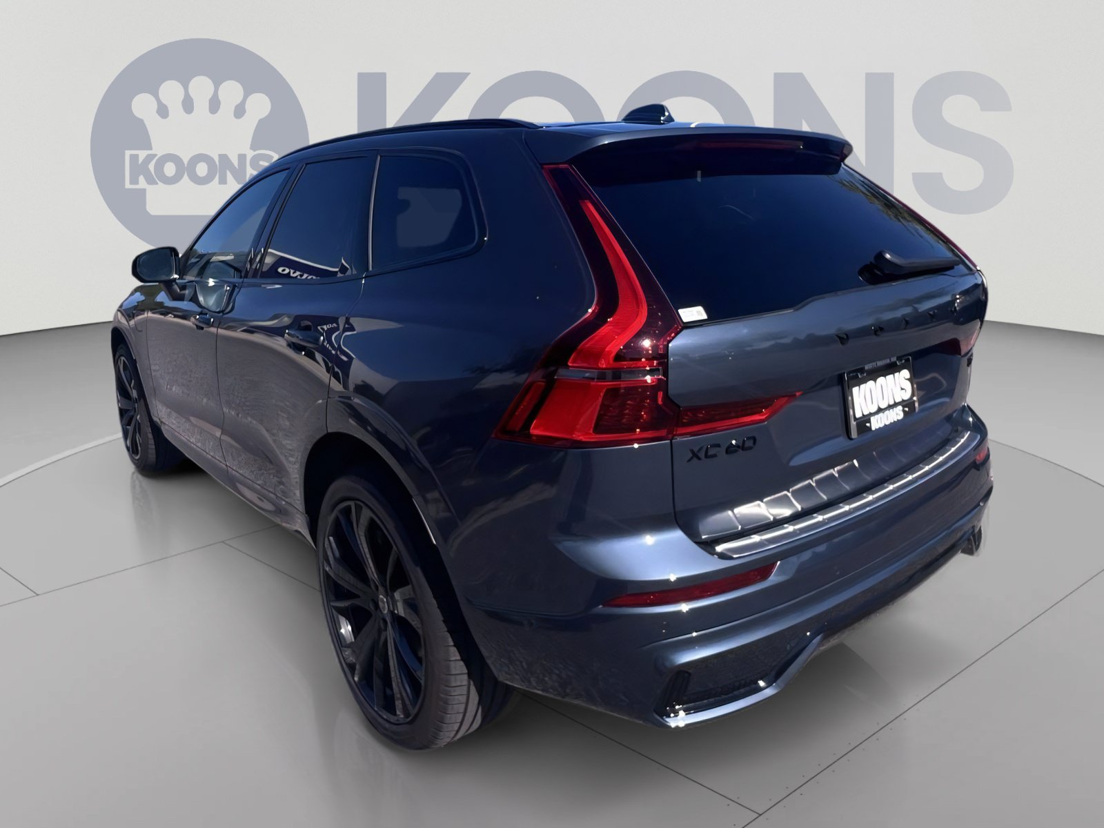 New 2026 Volvo XC60 T8 Ultra w/ Protection Package Premier AWD/4WD image 4