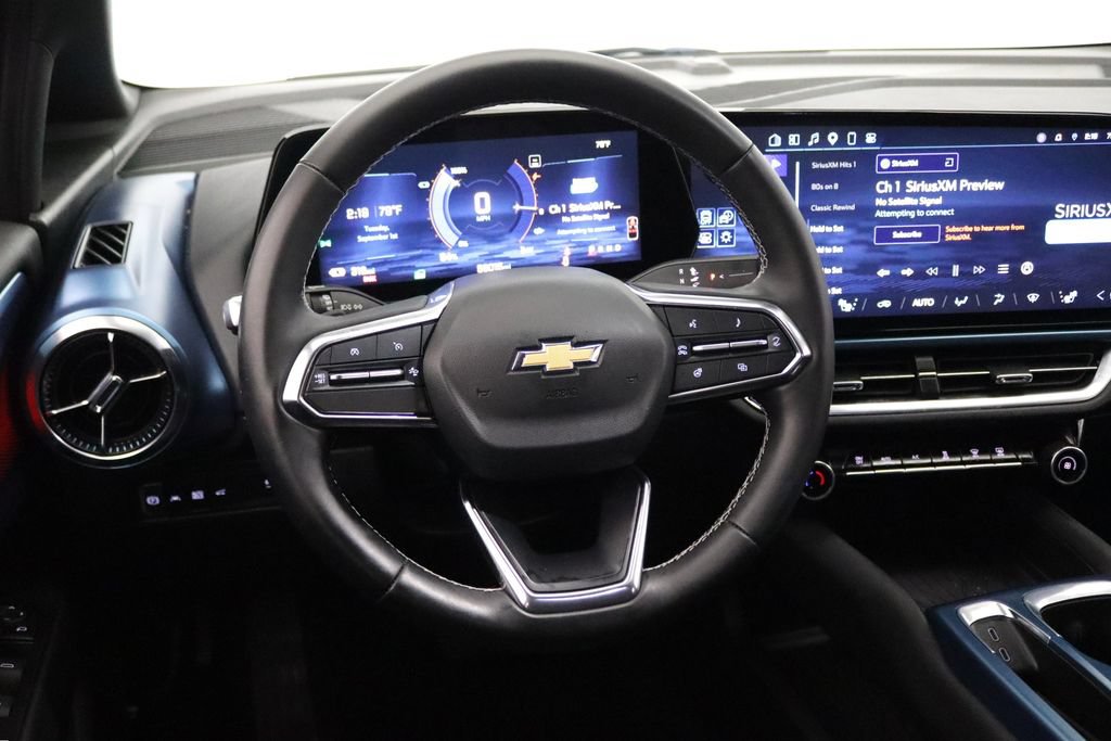 Used 2024 Chevrolet Equinox EV LT FWD image 15