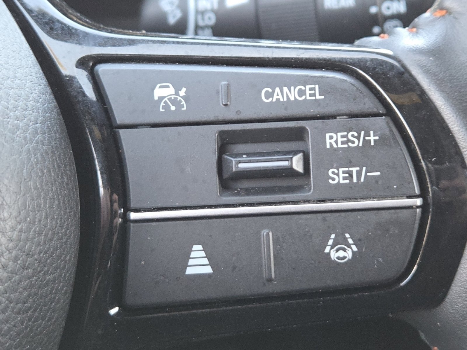 Used 2024 Honda HR-V Sport image 8