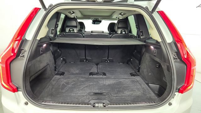Used 2018 Volvo XC90 T6 Momentum w/ Convenience Package AWD/4WD image 43