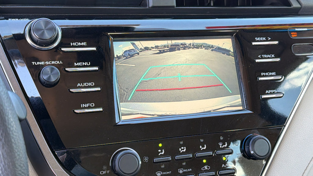 Certified 2018 Toyota Camry LE FWD image 16