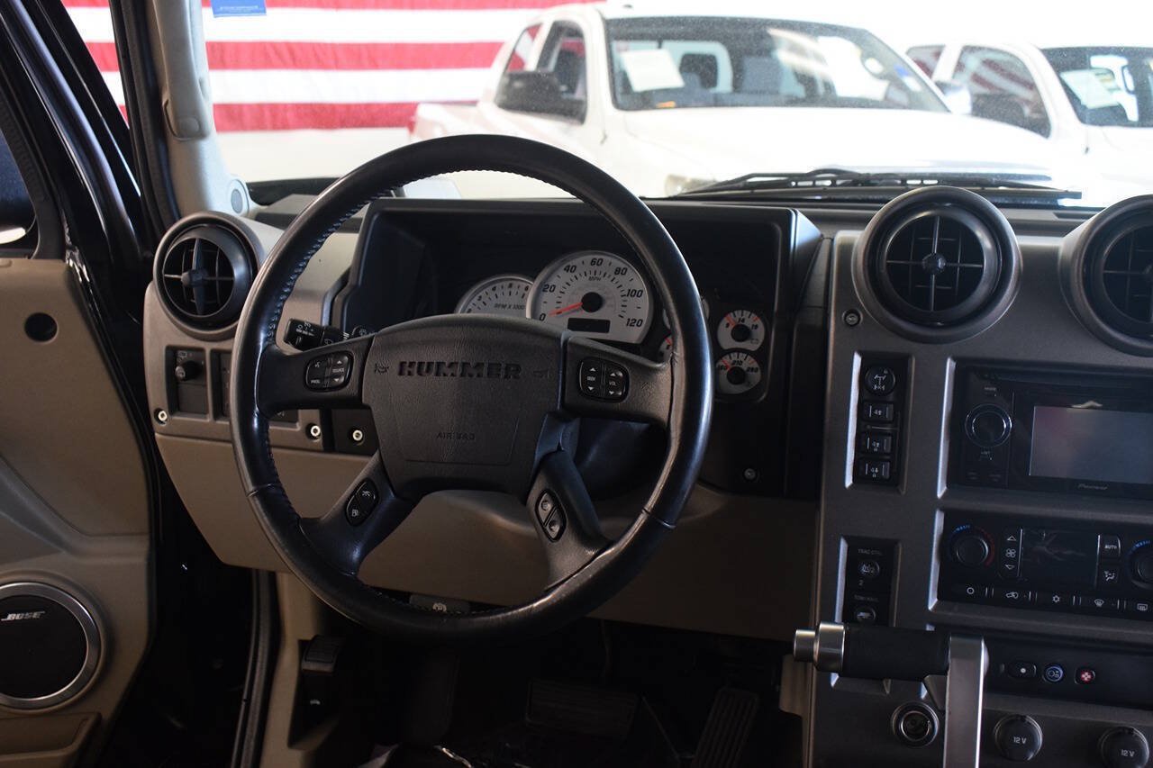 Used 2003 HUMMER H2 w/ Preferred Equipment Group AWD/4WD image 34