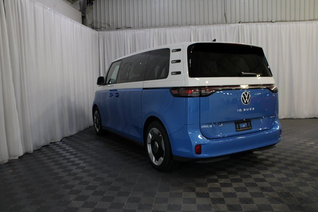 New 2025 Volkswagen ID. Buzz Pro S Plus image 26