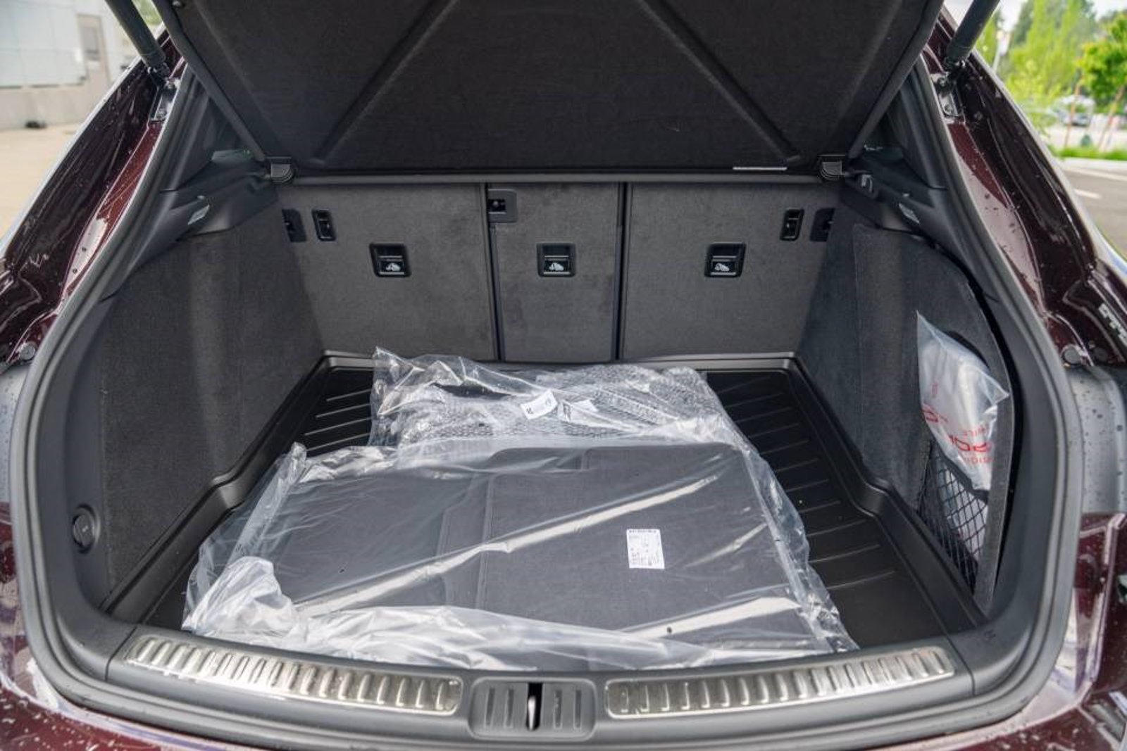 New 2026 Porsche Macan AWD/4WD image 26