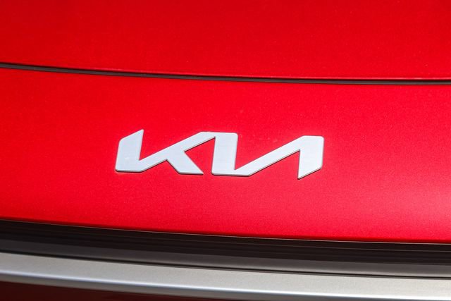 New 2026 Kia Niro LX FWD image 14