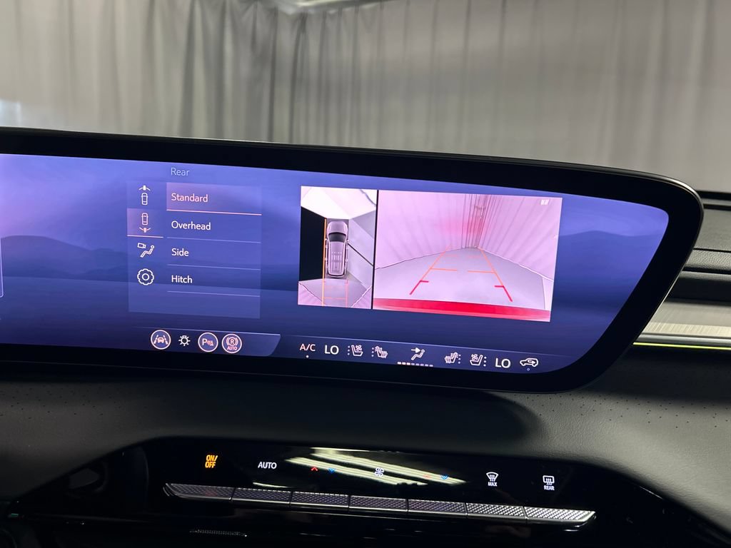 New 2027 Buick Enclave Avenir w/ LPO, Floor Liner Package AWD/4WD image 16
