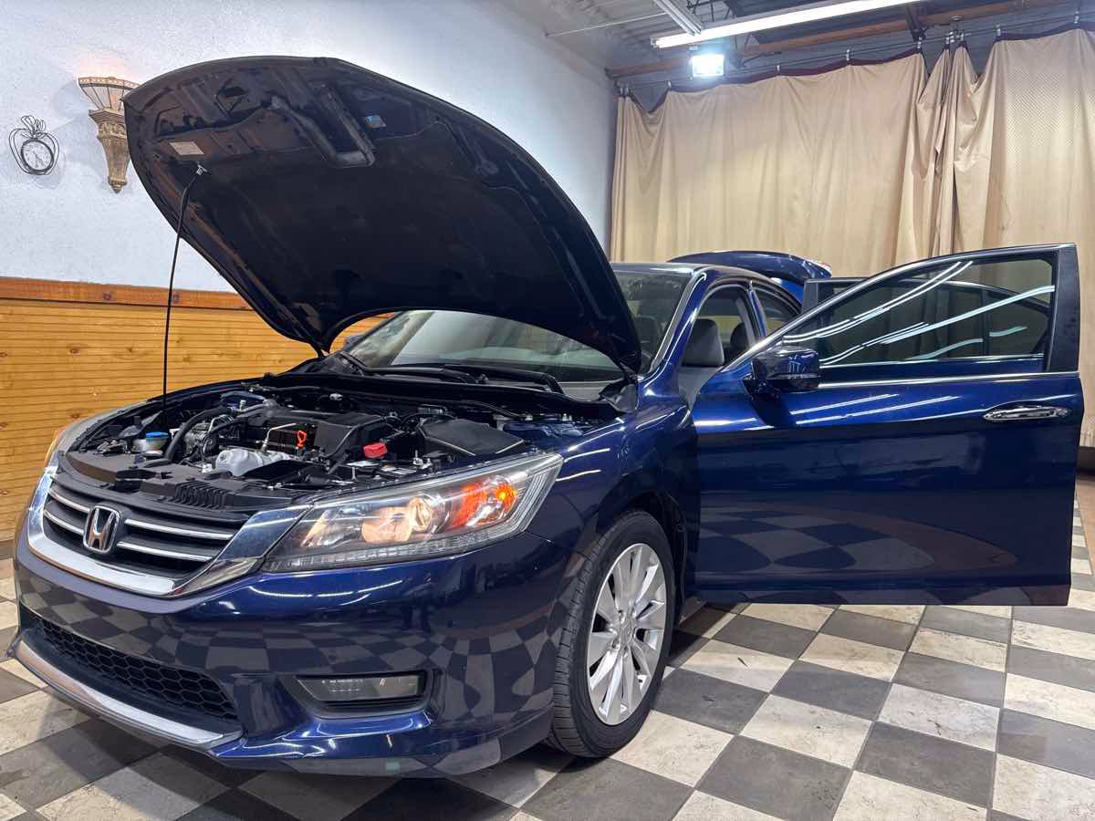 Used 2015 Honda Accord EX-L image 12