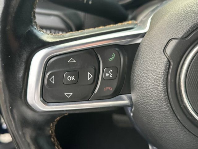 Used 2020 Jeep Wrangler Unlimited Sahara image 29