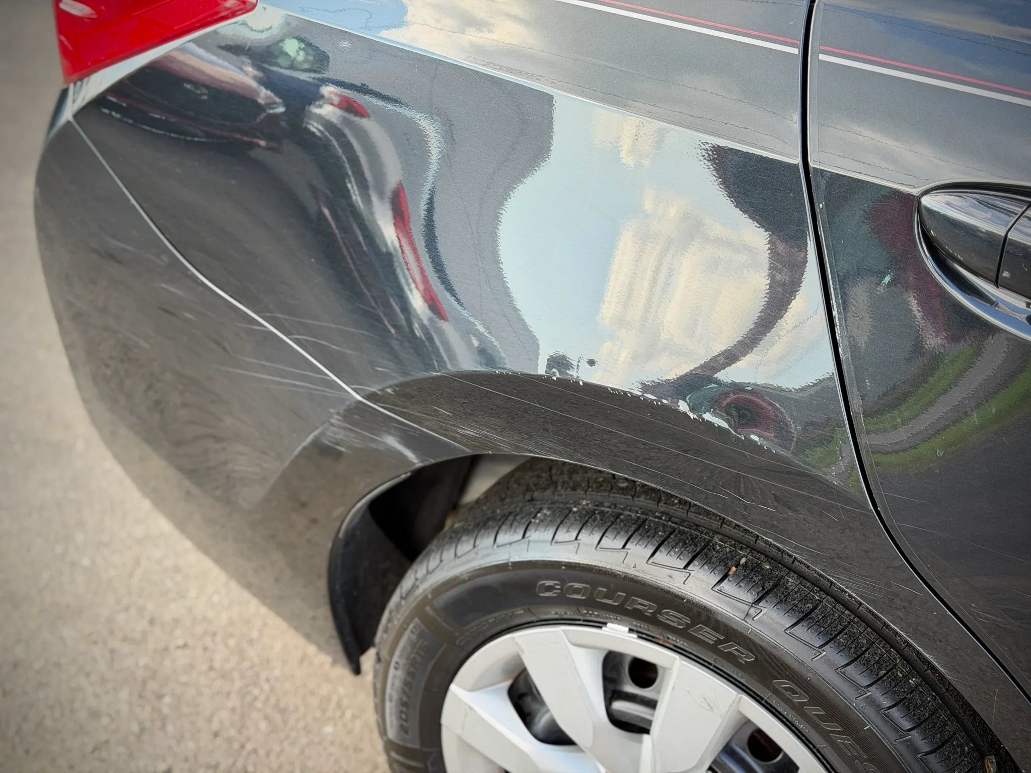 Used 2014 Toyota Corolla LE FWD image 21