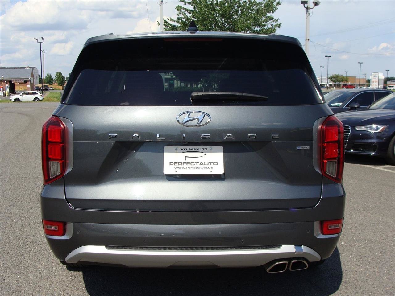Used 2022 Hyundai Palisade Limited w/ Cargo Package AWD/4WD image 5