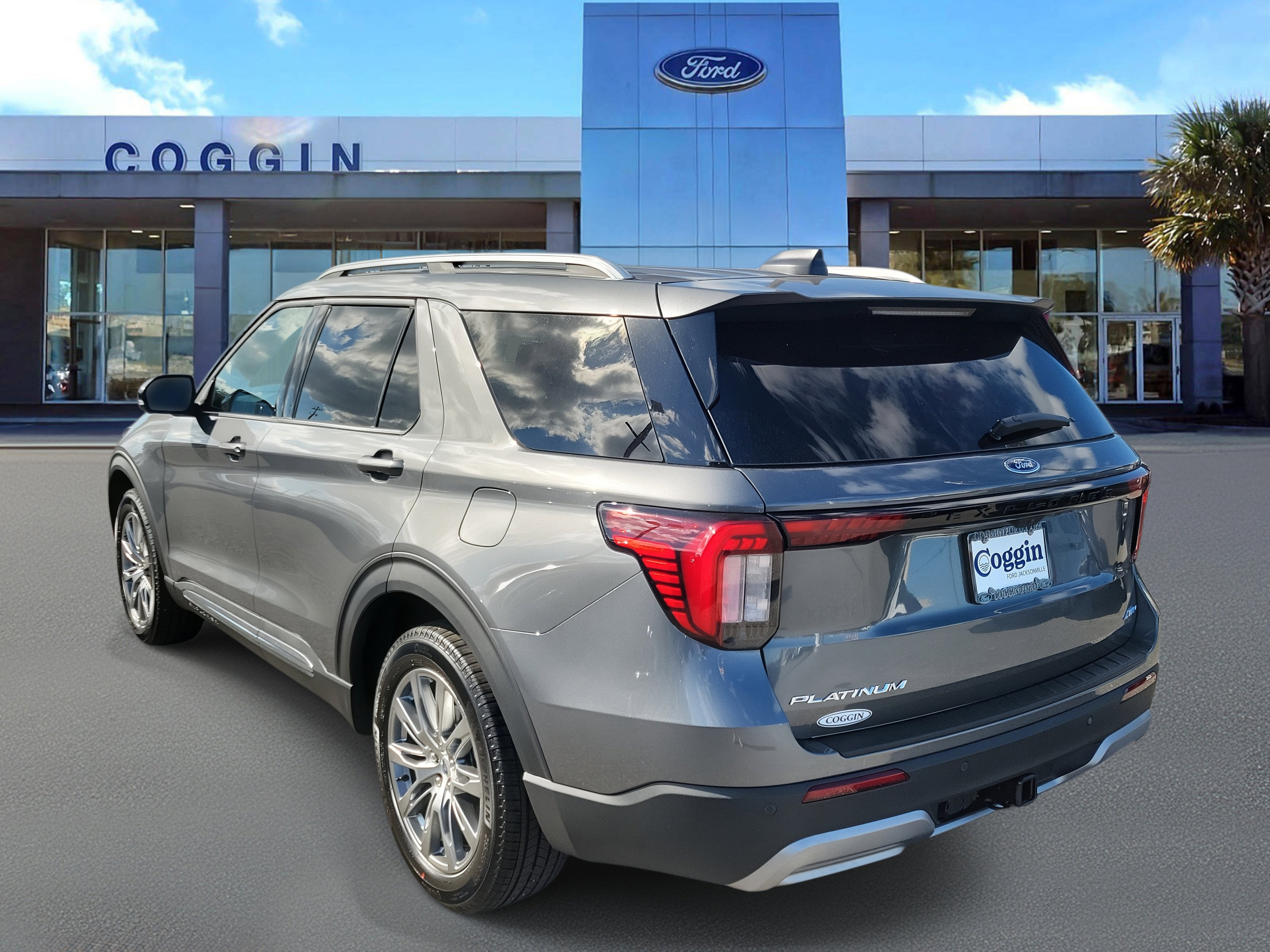 New 2026 Ford Explorer Platinum video 2