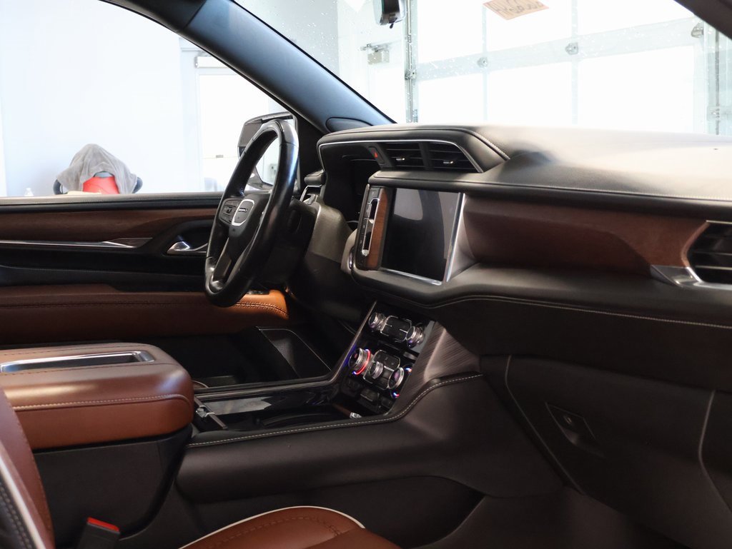 Certified 2023 GMC Yukon Denali Ultimate image 44