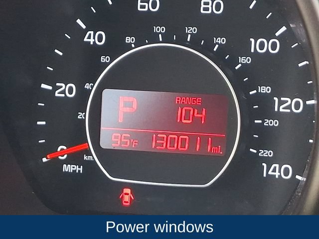 Used 2015 Kia Soul ! w/ Sun & Sound Package FWD image 6