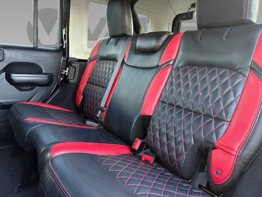 Used 2018 Jeep Wrangler Unlimited Rubicon image 4