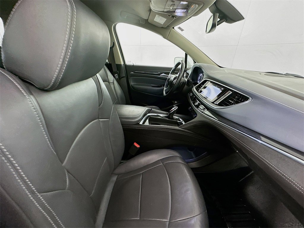 Used 2019 Buick Enclave Essence image 29