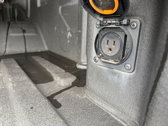 Used 2021 GMC Sierra 3500 Denali w/ Technology Package image 44