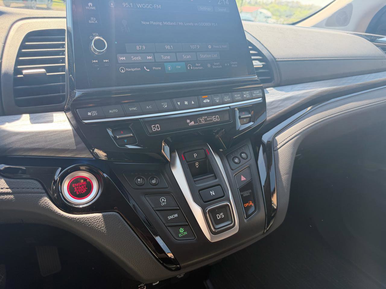 Used 2025 Honda Odyssey Elite image 15