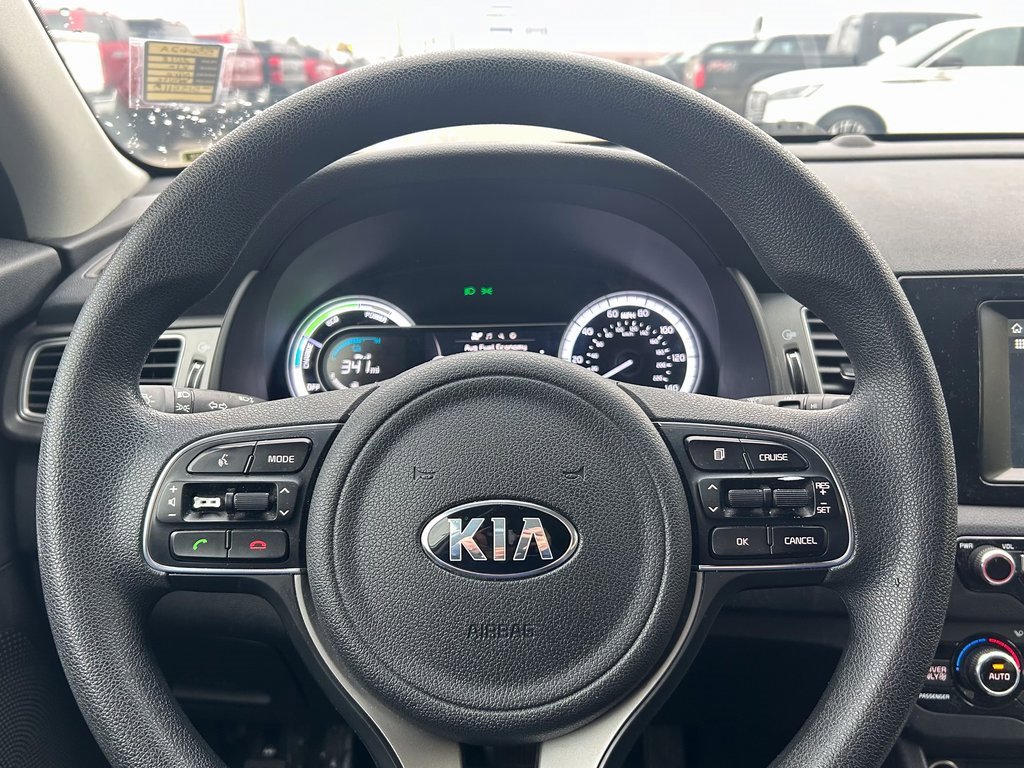Used 2018 Kia Niro LX image 23