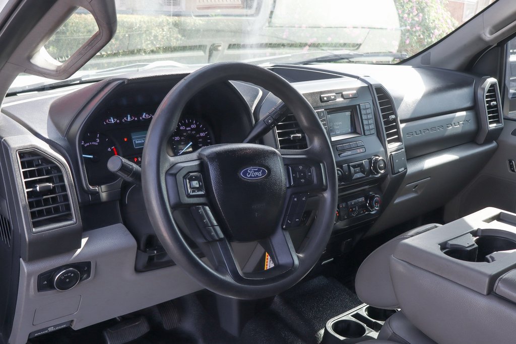 Used 2018 Ford F550 2WD Crew Cab Super Duty image 15