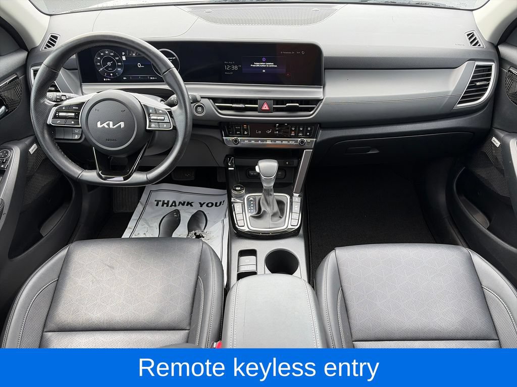 Used 2025 Kia Seltos SX w/ SX Sunroof Package AWD/4WD image 12