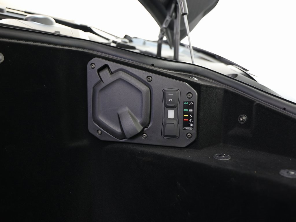 Used 2024 Lamborghini Revuelto image 15