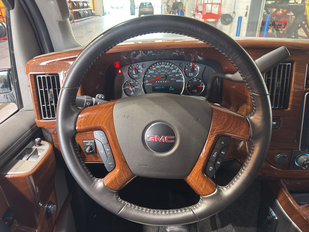 Used 2023 GMC Savana 2500 RWD image 29