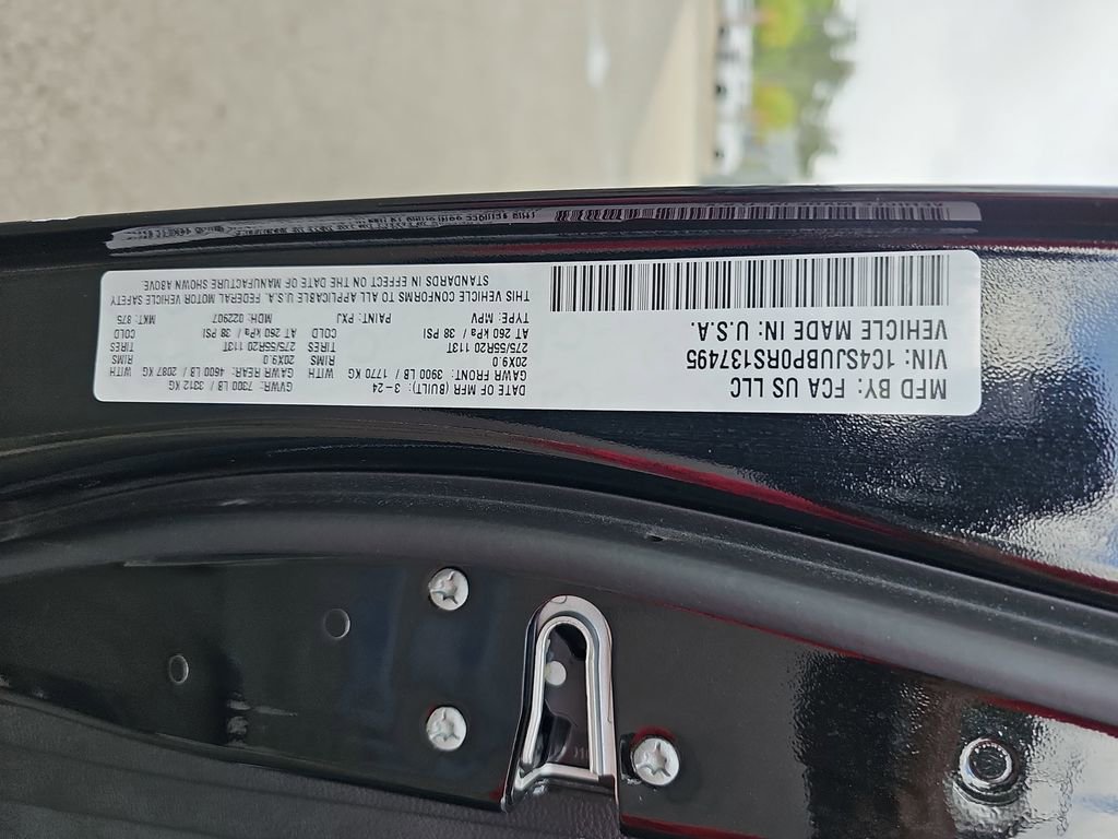 Used 2024 Jeep Wagoneer Series II w/ Flexible Seating Group image 39