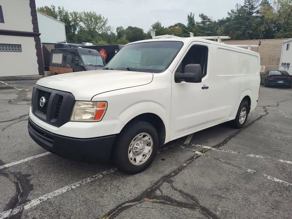 Used 2015 Nissan NV 1500 SV image 1