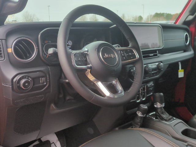 New 2026 Jeep Wrangler Unlimited Sahara AWD/4WD image 29