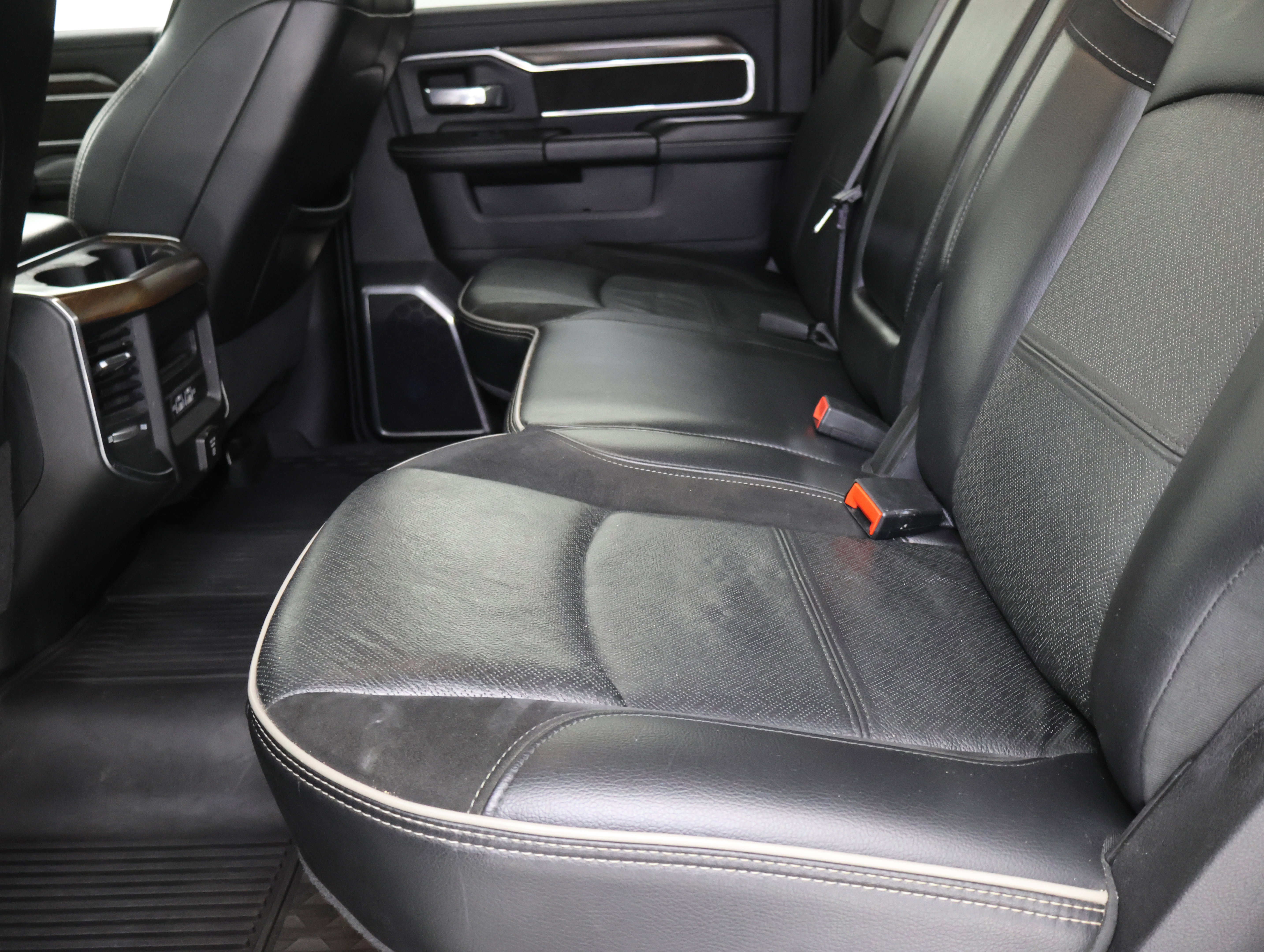 Used 2022 RAM 2500 Laramie image 32