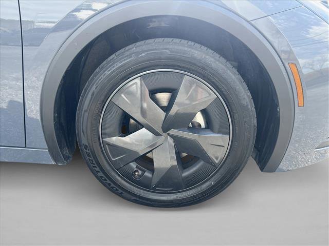 Used 2025 Toyota Prius LE image 26