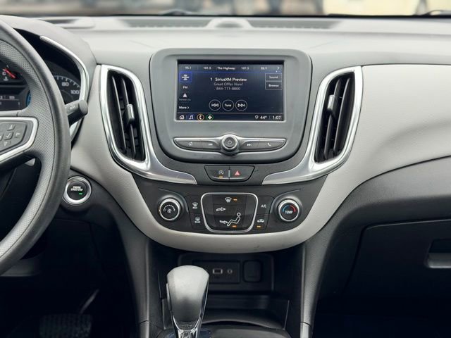 Used 2022 Chevrolet Equinox LS image 23