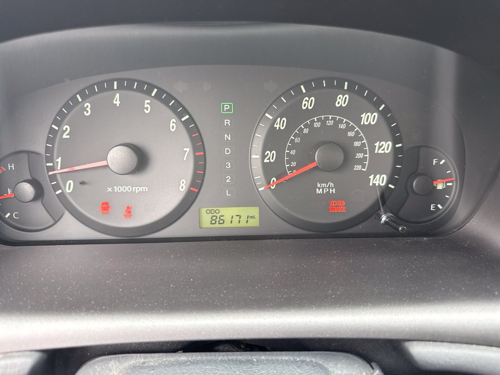 Used 2006 Hyundai Elantra GLS FWD image 11