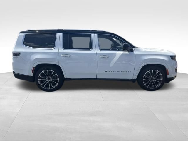 Used 2025 Jeep Grand Wagoneer Series III AWD/4WD image 12