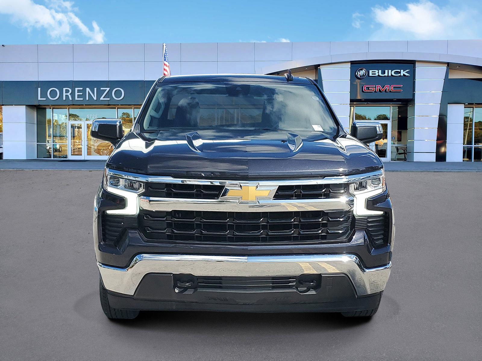Used 2023 Chevrolet Silverado 1500 LT w/ Protection Package image 2