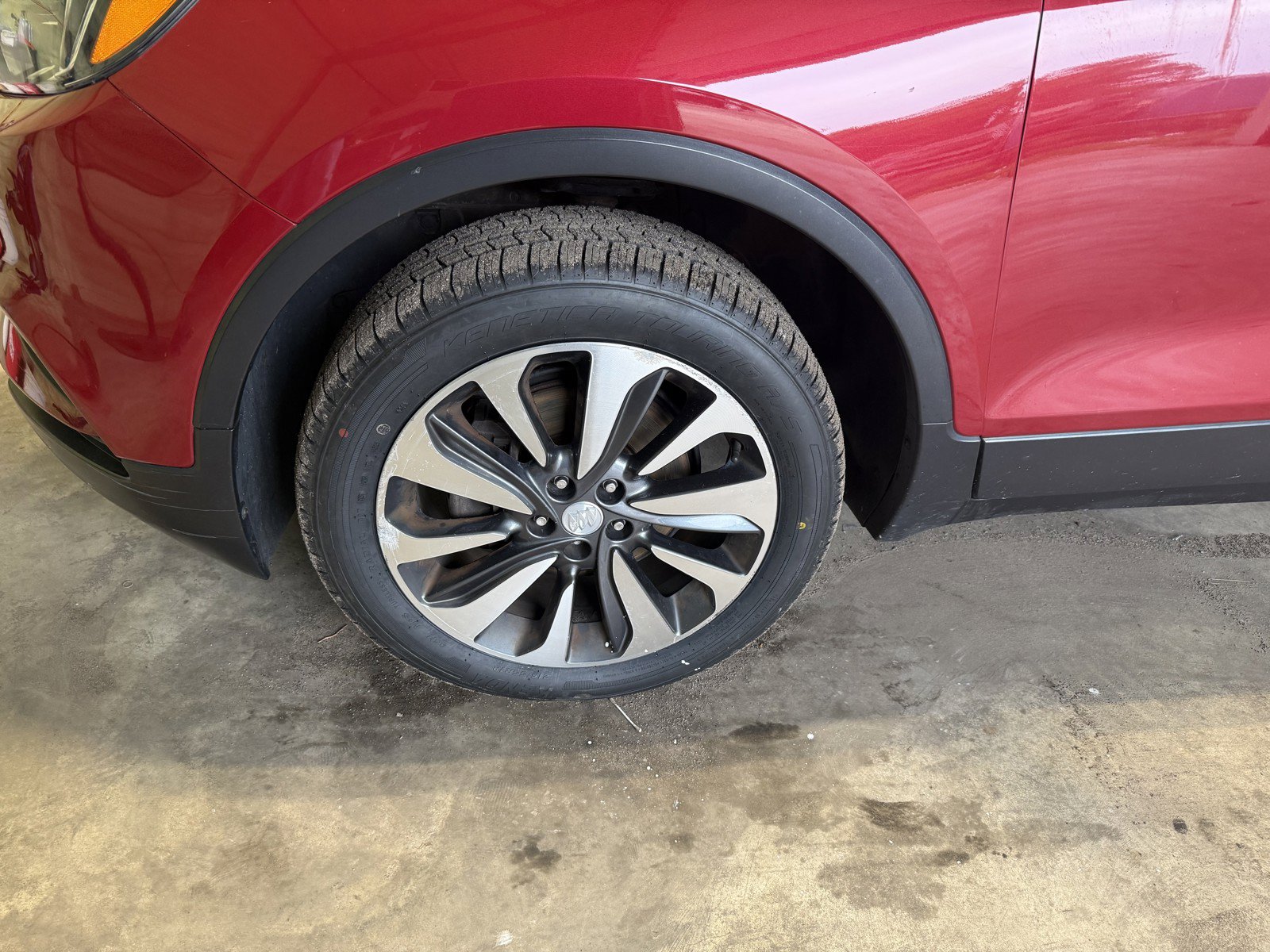 Used 2019 Buick Encore Essence AWD/4WD image 9