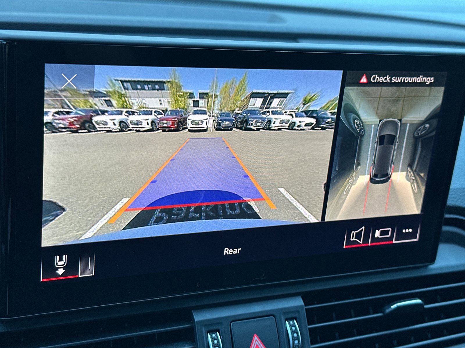 Used 2021 Audi SQ5 Premium Plus w/ Premium Plus Package image 22