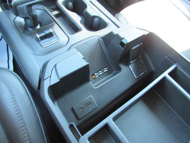 Used 2023 GMC Sierra 1500 Denali w/ Technology Package AWD/4WD image 25