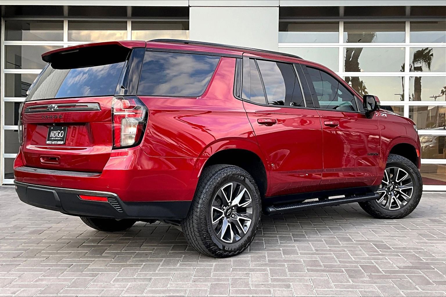 Used 2022 Chevrolet Tahoe Z71 w/ Z71 Off-Road Package image 13