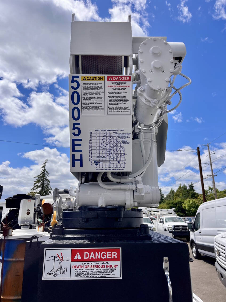 Used 1999 Ford F550 2WD Regular Cab Super Duty image 19