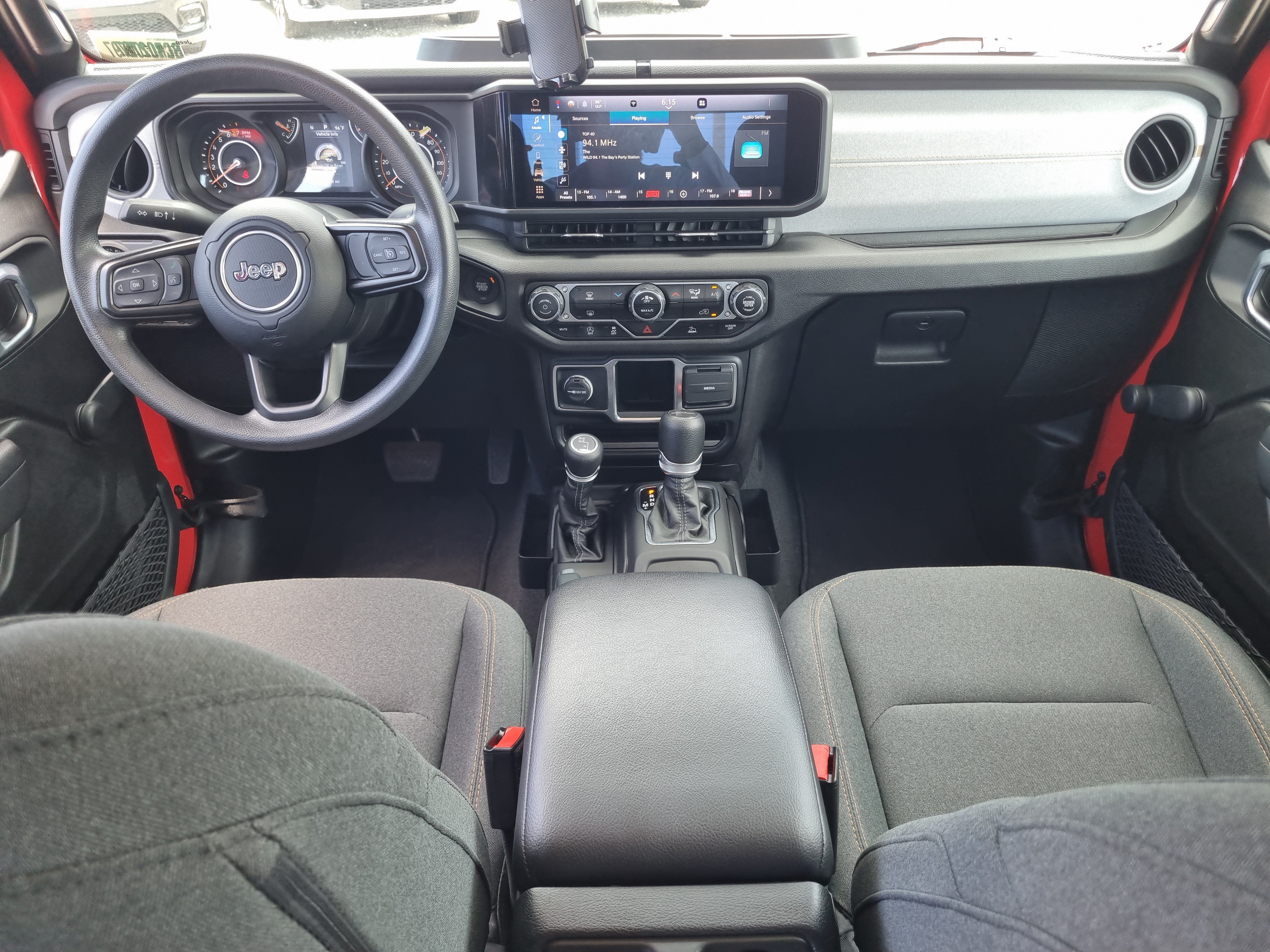 Used 2024 Jeep Gladiator Sport AWD/4WD image 13